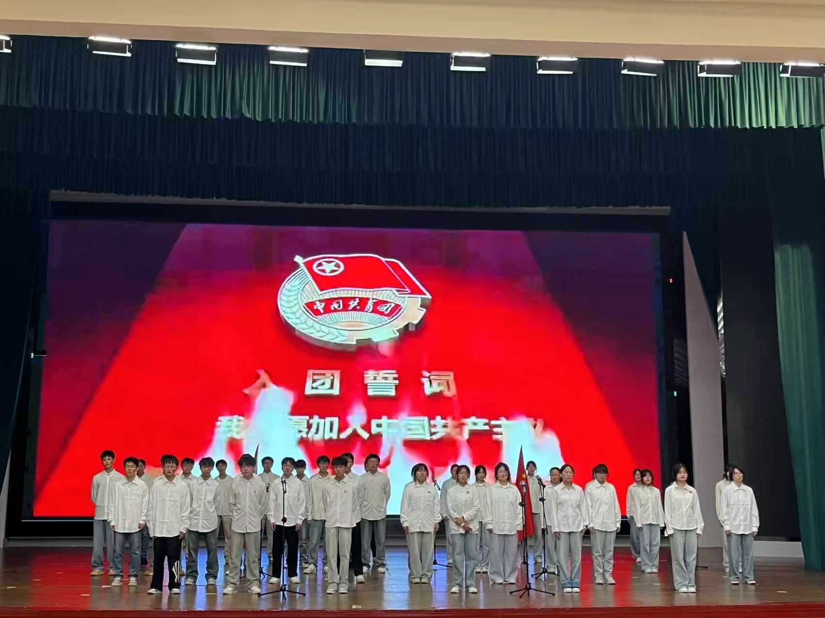 红色主题大合唱